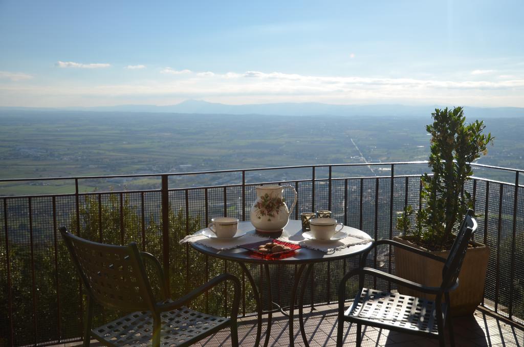 Donnaberarda Apartment Cortona Cameră foto